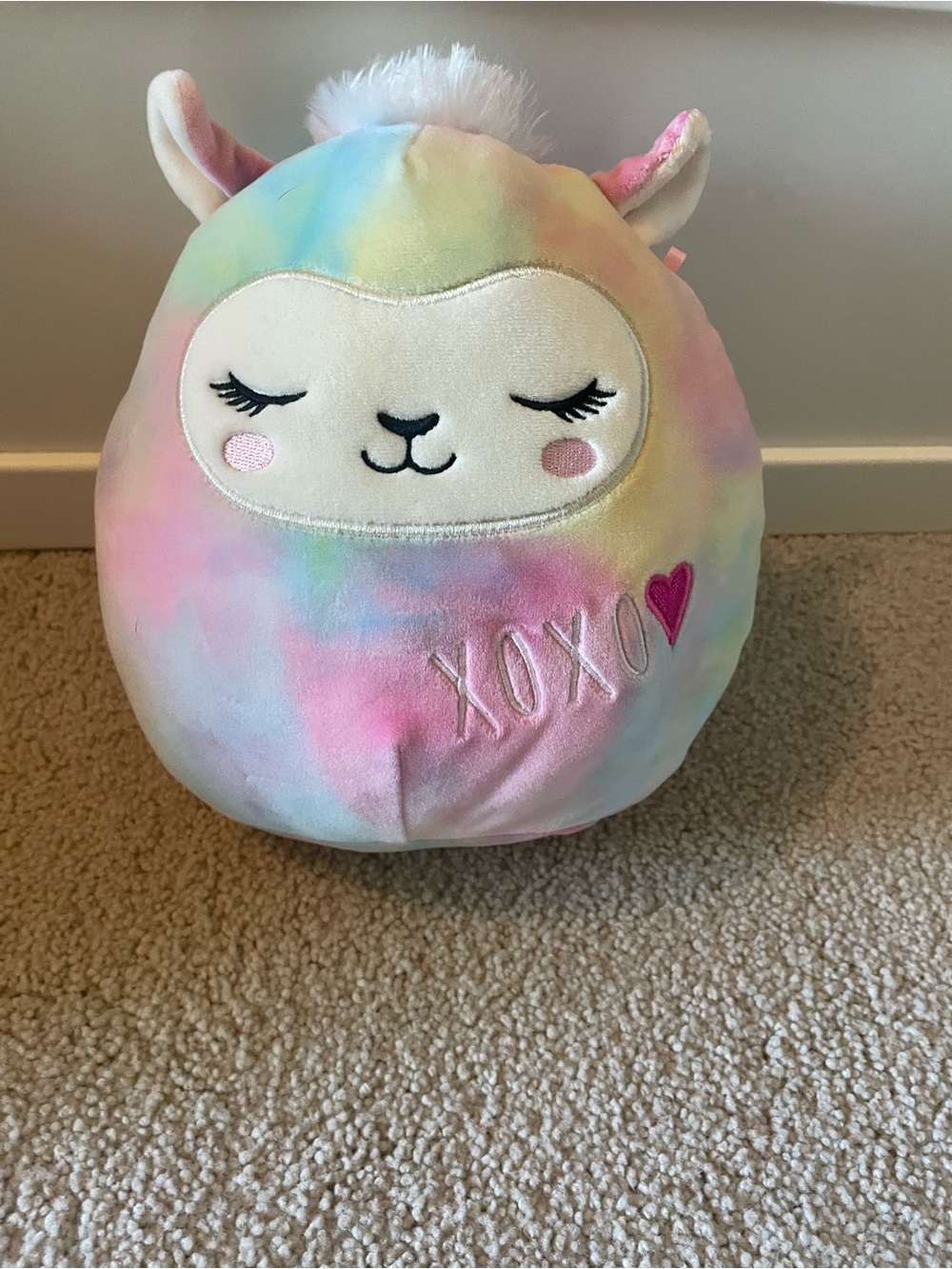 Kellytoy Squishmallow Tie-Dye Leslie the Llama Plush with XOXO Heart